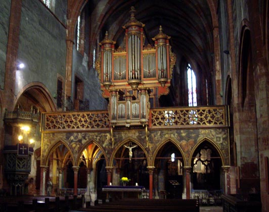 jubé et orgue de l'église Saint-Pierre-le-Jeune à Strasbourg.